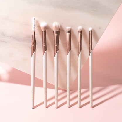 Real Techniques Everyday Eye Essentials – 8-Piece Professional Eye Makeup Brush Set for Blending, Lining & Precision Looks